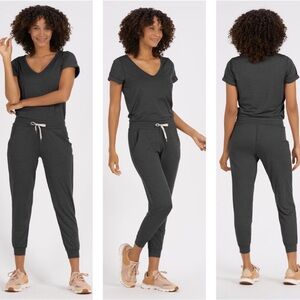 Vuori All Day Jumpsuit Grey
